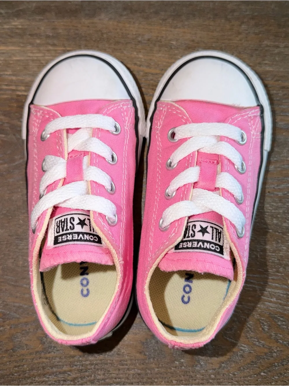 Pink Converse All Star Chuck Taylor Low Top Sneakers size 7